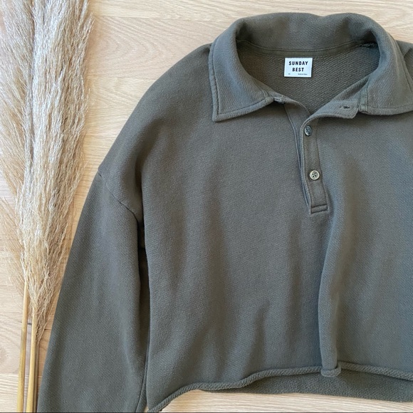 Sunday Best Cropped Fleece Polo Sweater - Picture 4 of 7